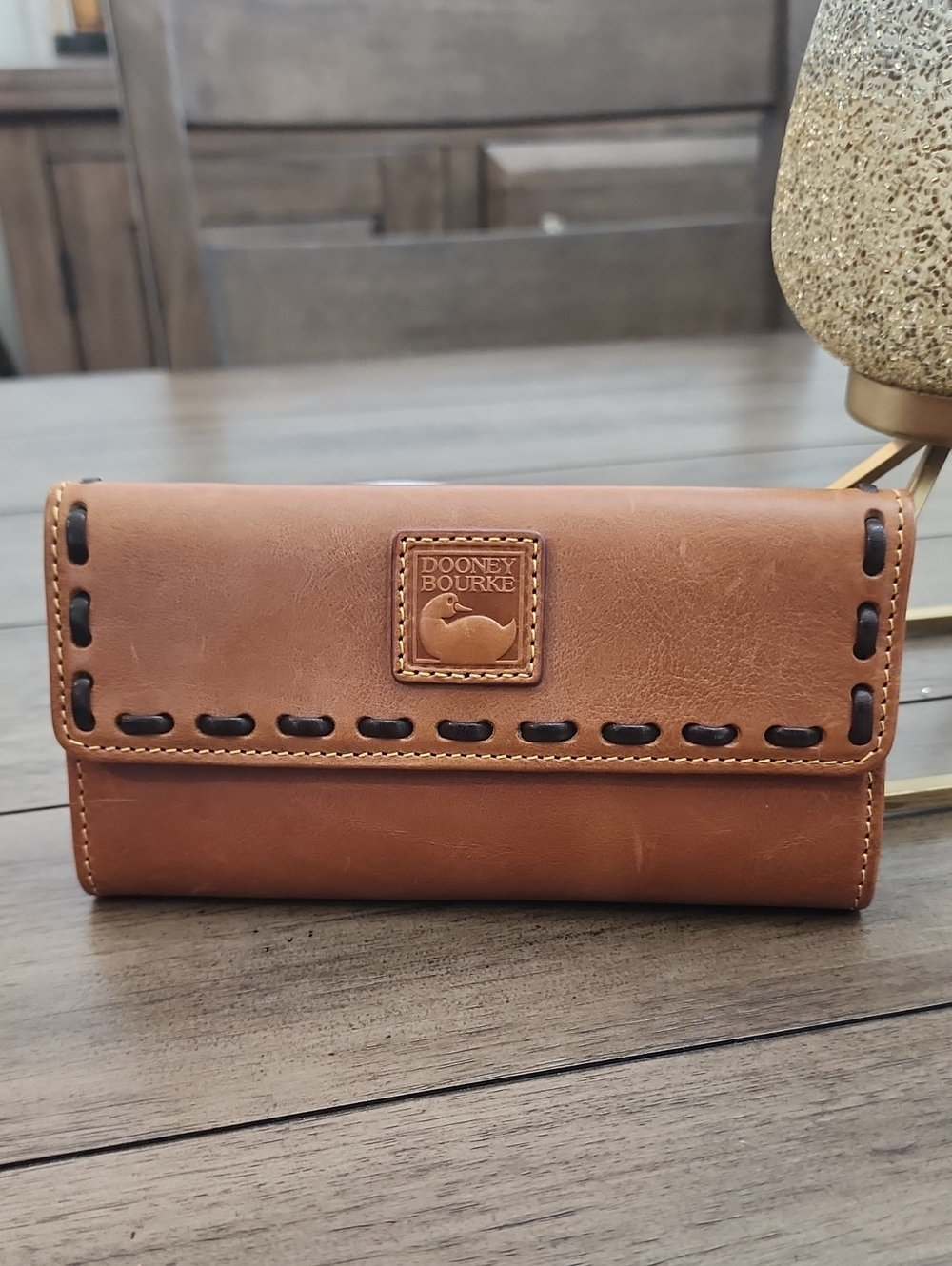 Dooney & Bourke Tan Leather Wallet with Contrast Whipstitch